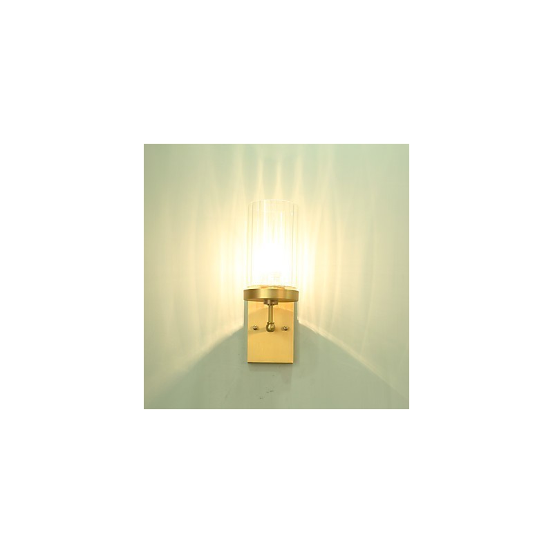 Applique da parete in ottone stile country tradizionale classico con luce verso l'alto