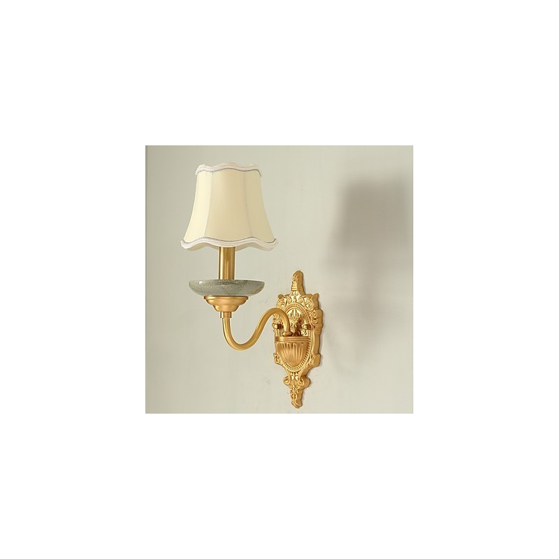 Applique da parete mini classica tradizionale in ottone con luce verso l'alto