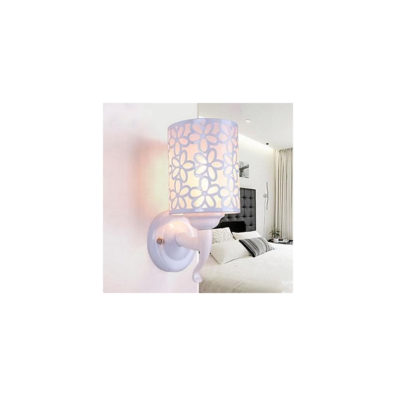 Applique da parete moderna e contemporanea con paralume in PVC E27 40W