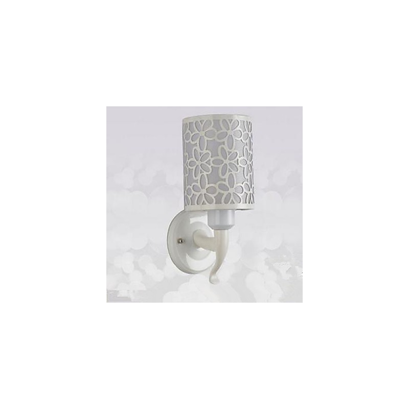 Applique da parete moderna e contemporanea con paralume in PVC E27 40W