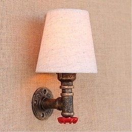 Applique da parete rustica in ottone con paralume in tessuto E27