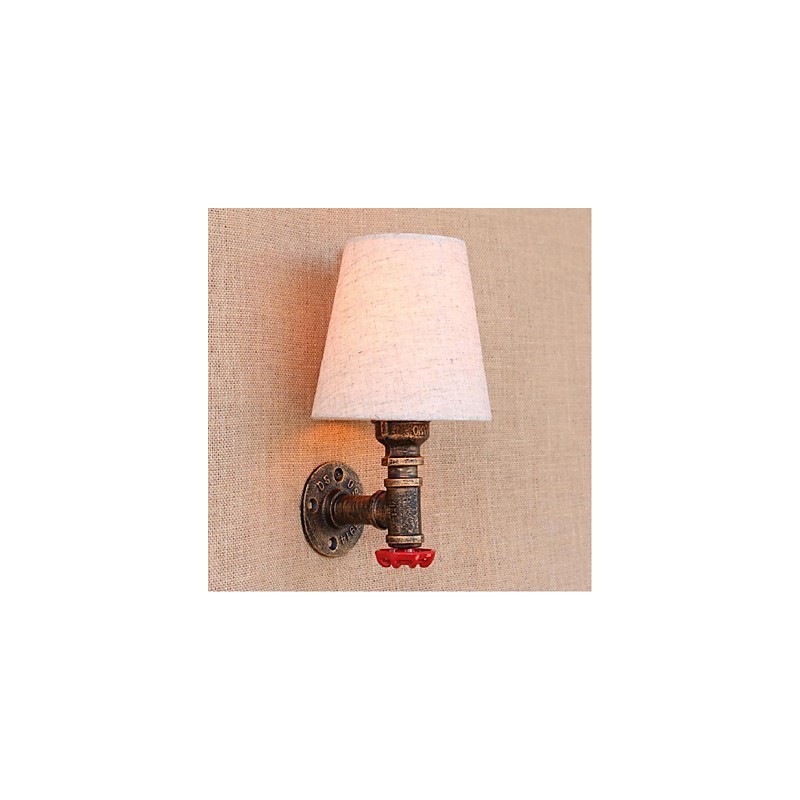 Applique da parete rustica in ottone con paralume in tessuto E27