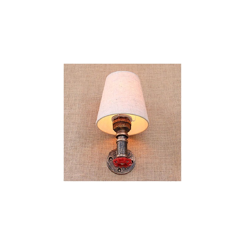 Applique da parete rustica in ottone con paralume in tessuto E27
