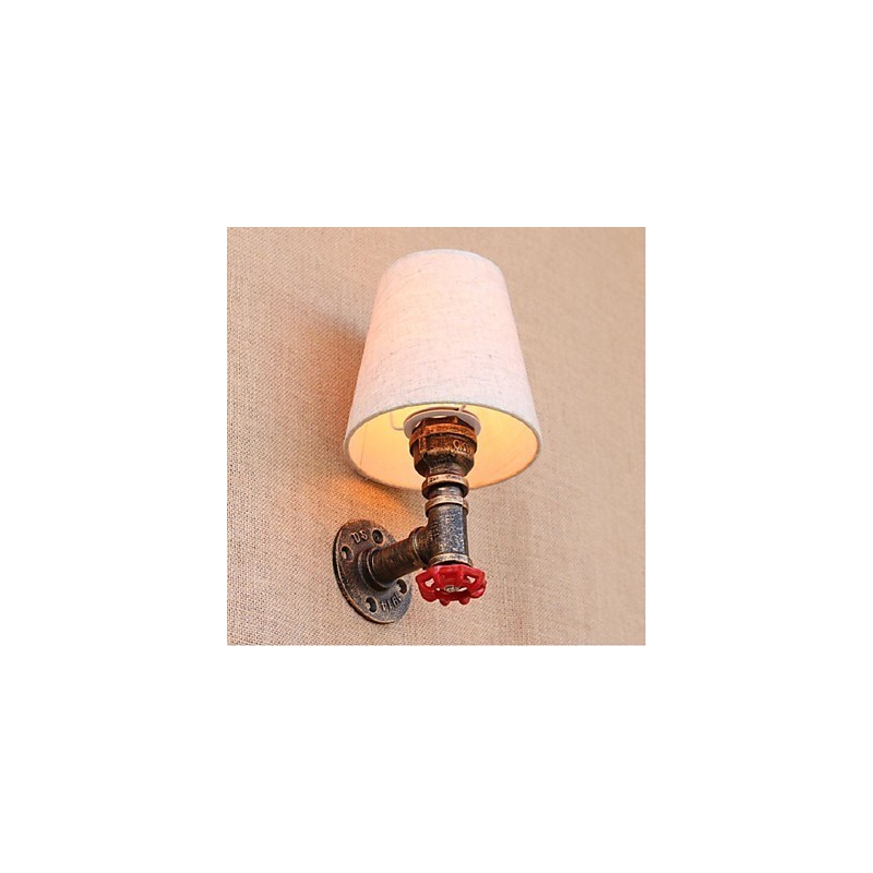 Applique da parete rustica in ottone con paralume in tessuto E27