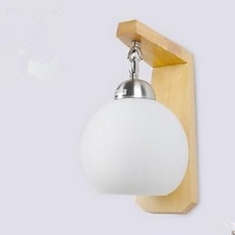Applique da parete da comodino in legno e bambù con paralume in vetro