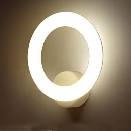 Applique da parete moderna e contemporanea dipinta con luce ambientale LED integrato