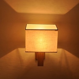 Applique da parete mini con paralume in tessuto e legno massello