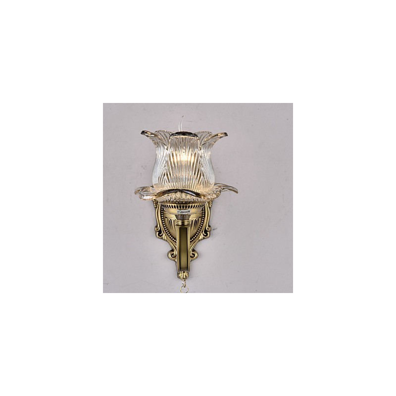 Applique da parete rustica in ottone con mini uplight stile lodge