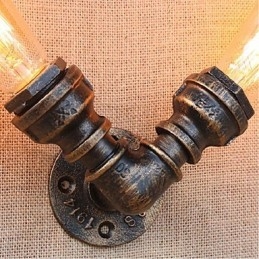Applique da parete piccola Nostalgia con tubo dell'acqua, ottone antico