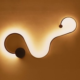 Applique da parete moderna in metallo e acrilico con LED integrato 33 W