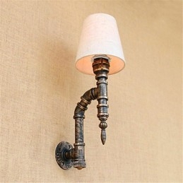 Applique da parete rustica in ottone anticato con lampadina E26/E27 inclusa