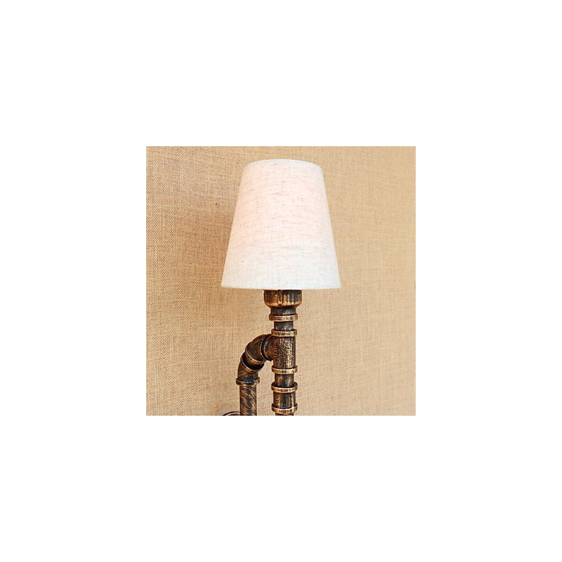 Applique da parete rustica in ottone anticato con lampadina E26/E27 inclusa