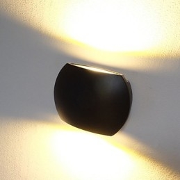 Applique da parete moderna contemporanea finitura ossido nero luce ambientale LED integrato