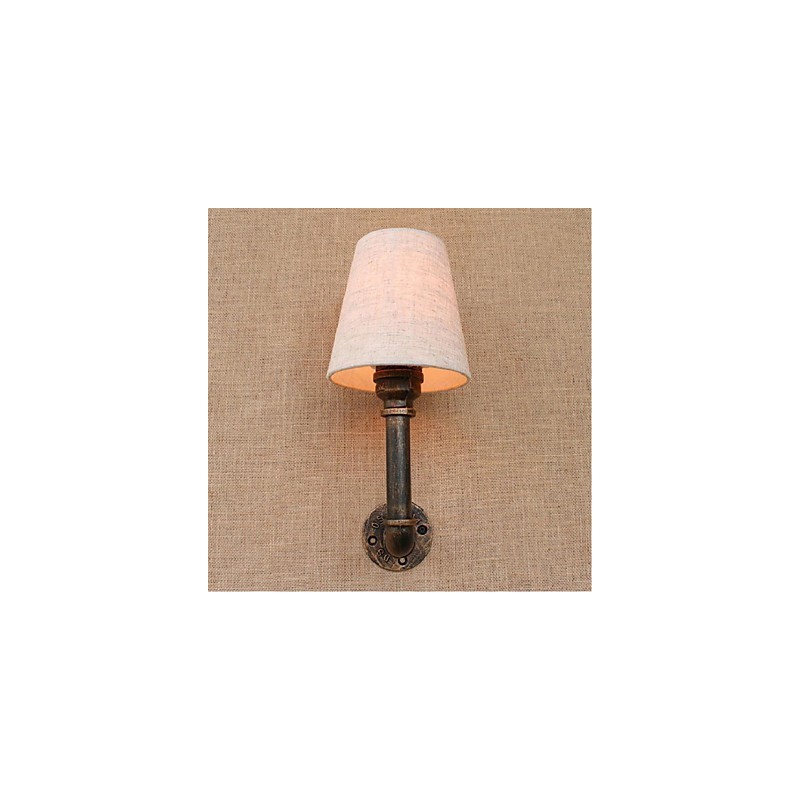 Applique da parete rustica in ottone con lampadina E27 inclusa