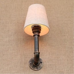 Applique da parete rustica in ottone con lampadina E27 inclusa