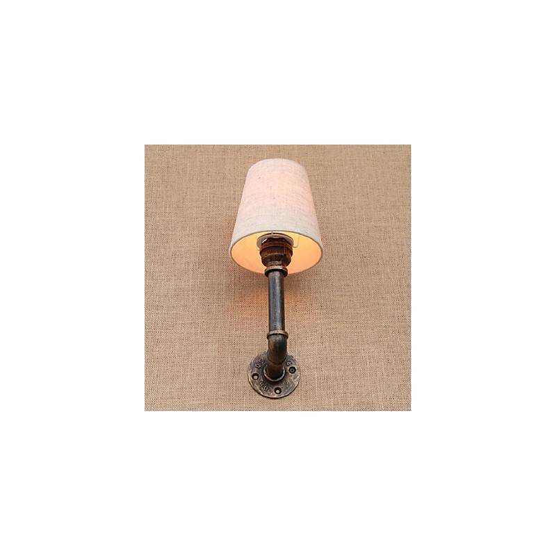 Applique da parete rustica in ottone con lampadina E27 inclusa