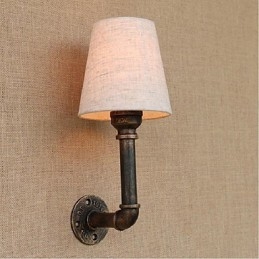 Applique da parete rustica in ottone con lampadina E27 inclusa