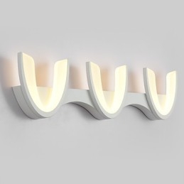 Applique da parete moderna contemporanea con finitura pittura e luce ambientale LED integrato 70 cm