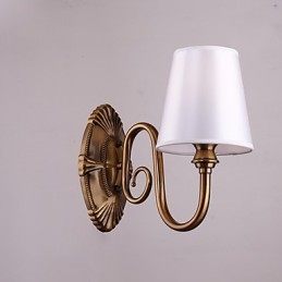 Applique da parete classica elettroplaccata con protezione occhi, luce verso il basso, E14