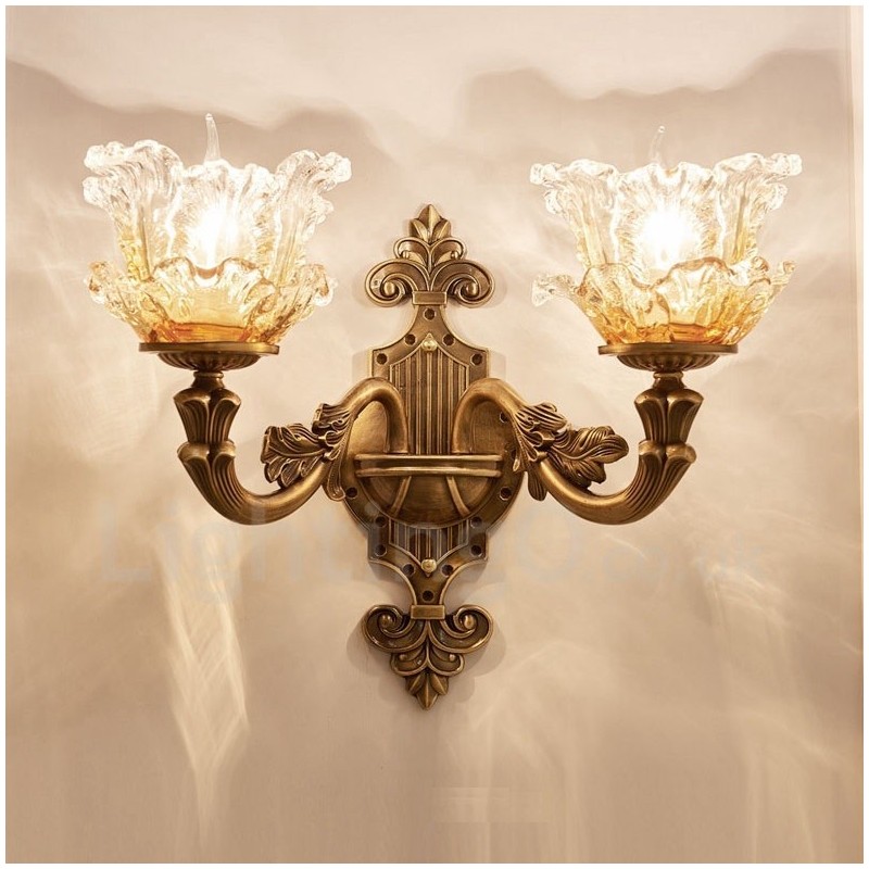 Applique da parete per interni in metallo classica a 2 luci LED integrato 40x40 cm