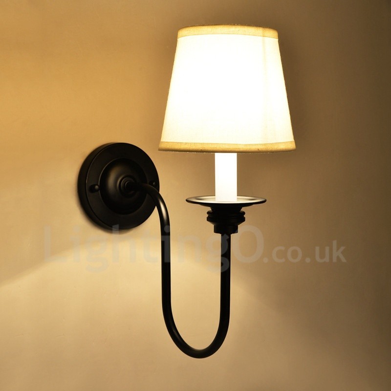 Applique da parete da interno classica tradizionale luce singola LED integrato E14 15×31 mm