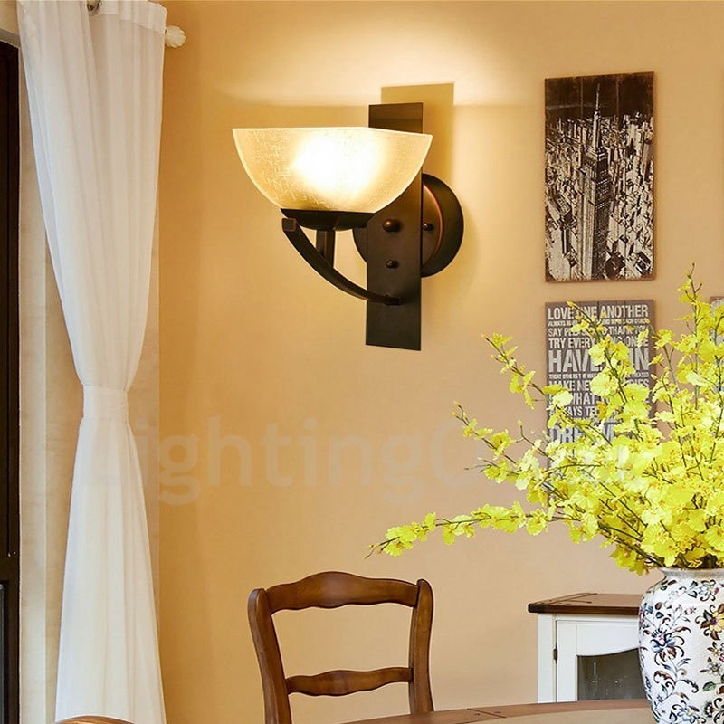 Applique da parete classica per interni a luce singola 18 x 26 cm LED integrato E27