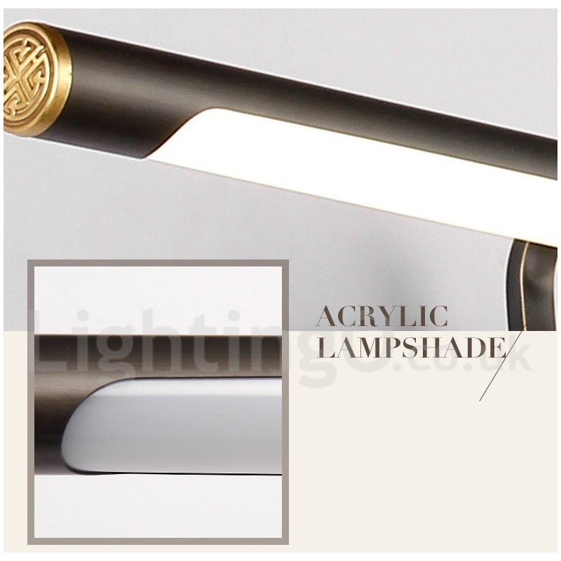 Applique da bagno per specchio in ottone con paralume in acrilico LED integrato