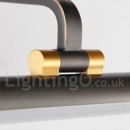 Applique da bagno per specchio in ottone con paralume in acrilico LED integrato