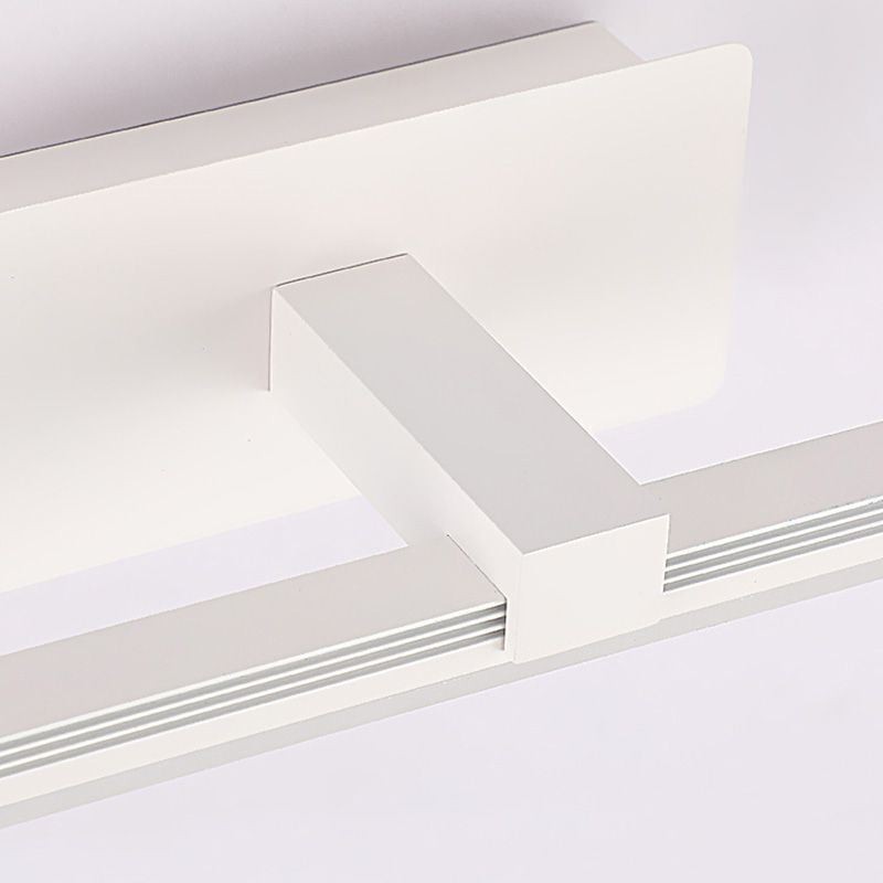 Applique da parete LED con specchio frontale e diffusore in acrilico per bagno