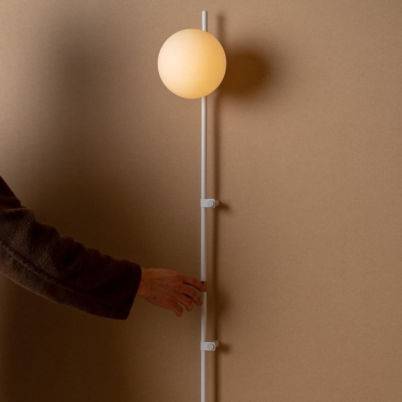 Applique da parete a globo Mid Century Magic Bean con spina