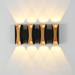 Applique da parete LED moderna impermeabile in alluminio a montaggio superficiale per giardino e portico