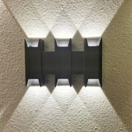 Applique da parete LED moderna impermeabile in alluminio a montaggio superficiale per giardino e portico