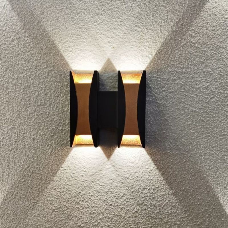 Applique da parete LED moderna impermeabile in alluminio a montaggio superficiale per giardino e portico