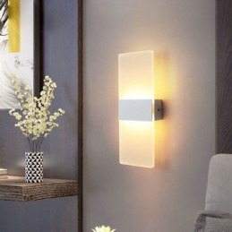 Applique da parete LED moderna minimalista per comodino corridoio scala cucina appartamento