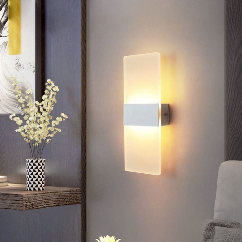 Applique da parete LED moderna minimalista per comodino corridoio scala cucina appartamento