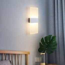 Applique da parete LED moderna minimalista per comodino corridoio scala cucina appartamento