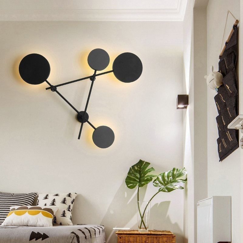 Applique da parete moderna geometrica in ferro 4 luci 100x94 cm