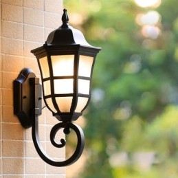 Applique da parete da esterno retrò europea, 1 luce, vetro smerigliato, IP23