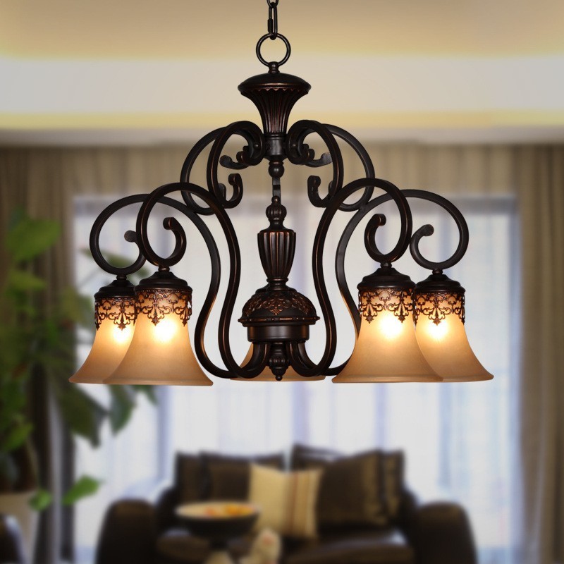Lampadario vintage in metallo dipinto a mano con motivo isola di campagna, montaggio a filo