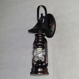 Lampada da parete vintage in metallo nero con lanterna 1 luce