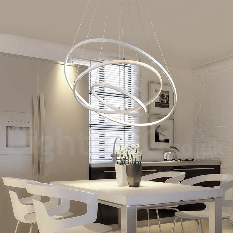 Lampada a sospensione LED dimmerabile con telecomando, tre anelli, nero/bianco