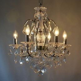 Lampadario classico tradizionale in metallo cromato e cristallo