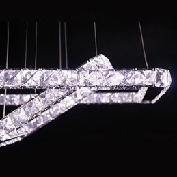 Lampada a sospensione LED in metallo e cristallo moderna contemporanea
