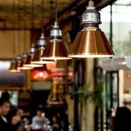 Lampada a sospensione in metallo stile country vintage