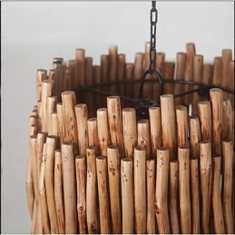 Lampada a sospensione in legno massiccio