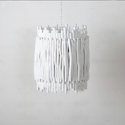 Lampada a sospensione in legno massiccio