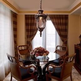 Lampada a sospensione lanterna vintage 1 luce finitura bronzo, paralume in vetro marrone