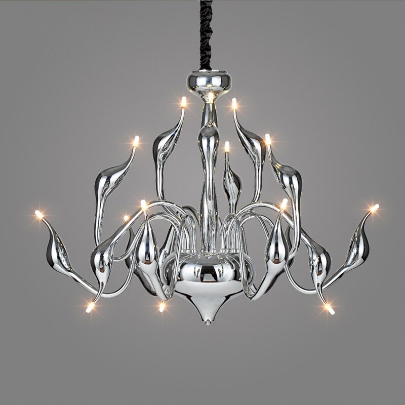 Lampadario moderno contemporaneo in metallo cromato elettroplaccato argento 15 luci