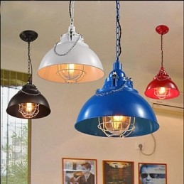 Lampadario a sospensione a testa singola in metallo e ferro