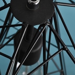Lampada a sospensione in metallo retrò vintage nera con paralume bianco
